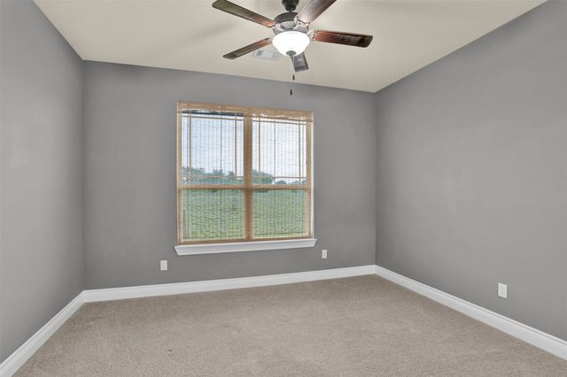 30 Laura Circle, Gunter, TX 75058