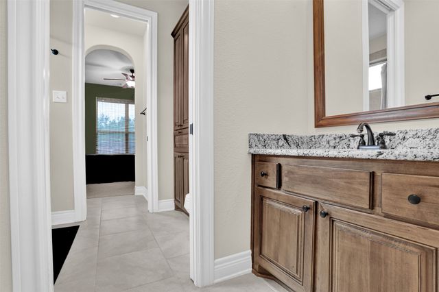30 Laura Circle, Gunter, TX 75058