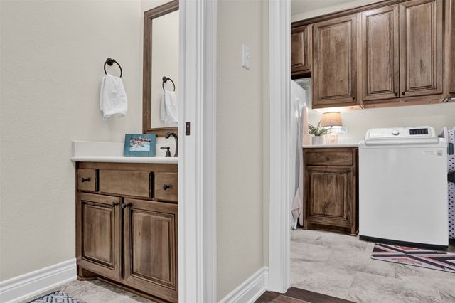 30 Laura Circle, Gunter, TX 75058