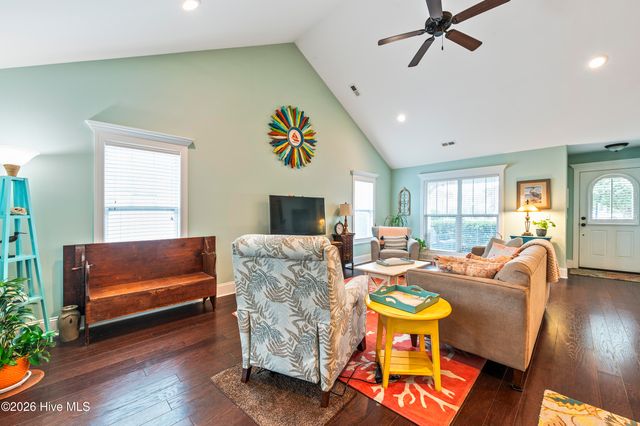 1110 Caney Court, Southport, NC 28461