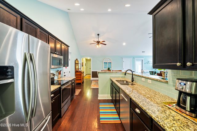 1110 Caney Court, Southport, NC 28461