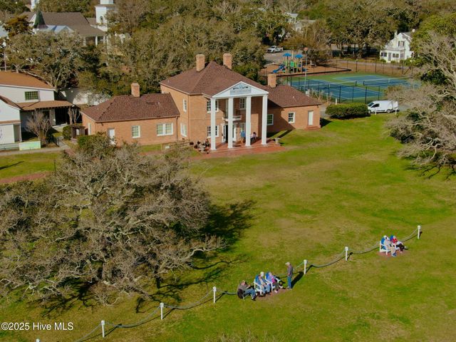 1110 Caney Court, Southport, NC 28461