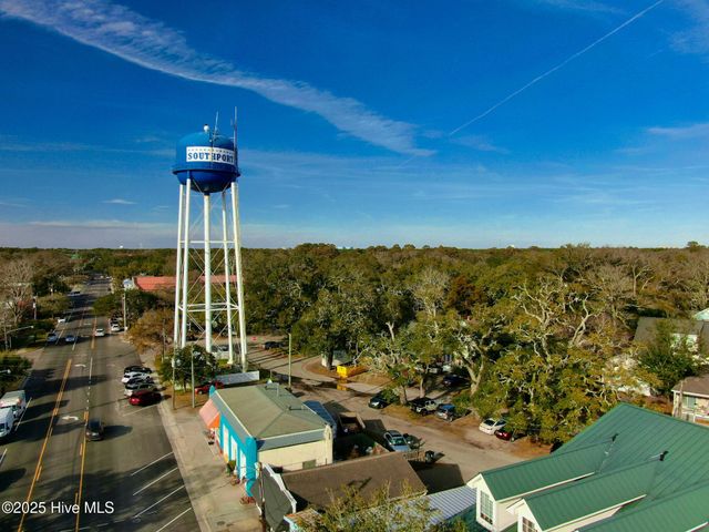 1110 Caney Court, Southport, NC 28461