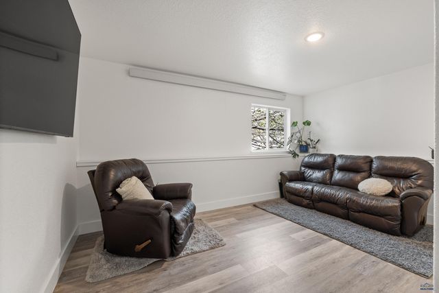 8054 BLUCKSBERG DR, Sturgis, SD 57785