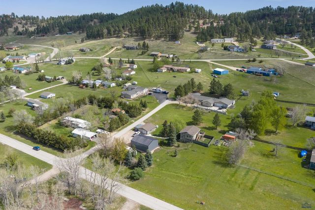 8054 BLUCKSBERG DR, Sturgis, SD 57785