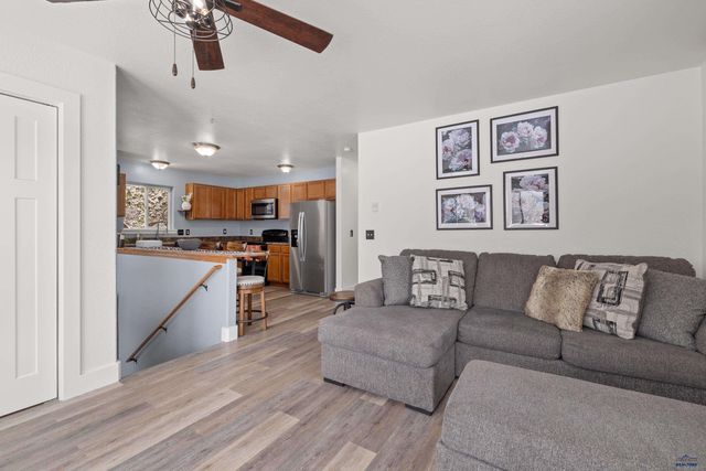 8054 BLUCKSBERG DR, Sturgis, SD 57785