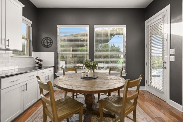 22524 Rock Wren RD, Spicewood, TX 78669