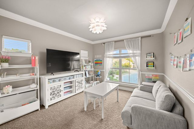 22524 Rock Wren RD, Spicewood, TX 78669