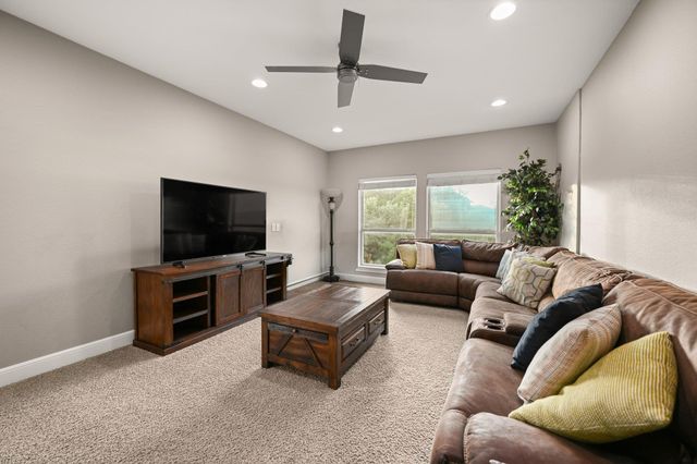 22524 Rock Wren RD, Spicewood, TX 78669