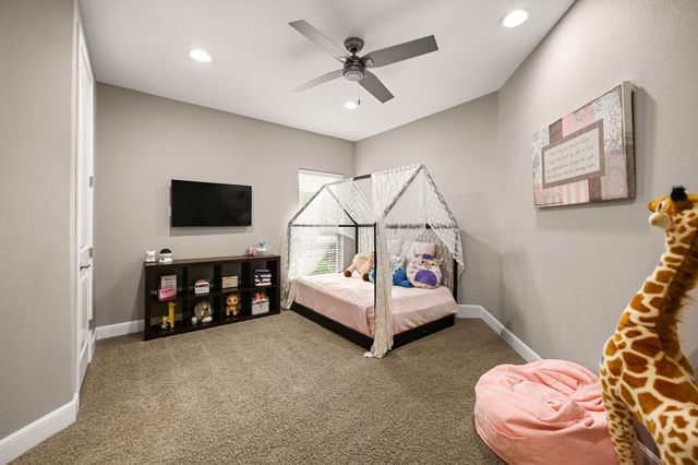 22524 Rock Wren RD, Spicewood, TX 78669