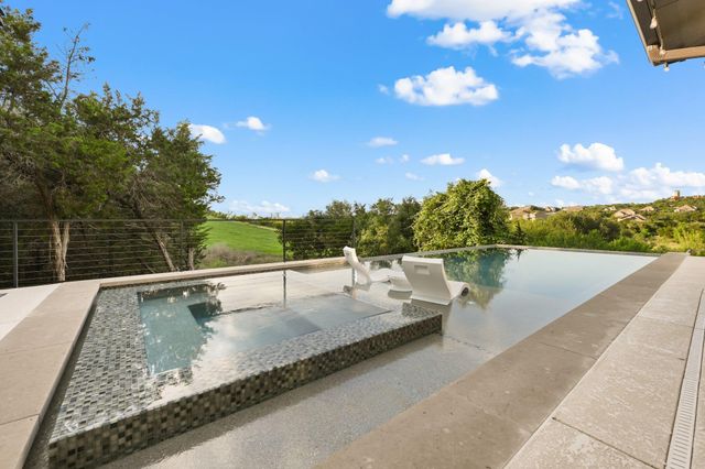 22524 Rock Wren RD, Spicewood, TX 78669