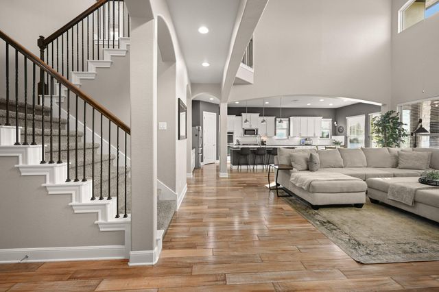 22524 Rock Wren RD, Spicewood, TX 78669