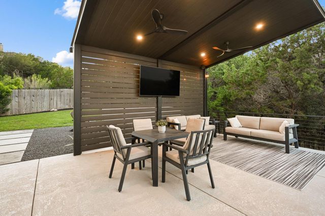 22524 Rock Wren RD, Spicewood, TX 78669