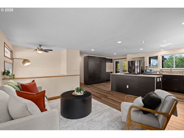 14650 Sw 92ND Ave, Portland, OR 97224