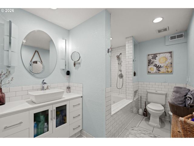 14650 Sw 92ND Ave, Portland, OR 97224
