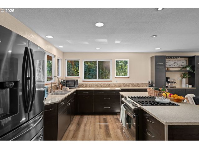 14650 Sw 92ND Ave, Portland, OR 97224
