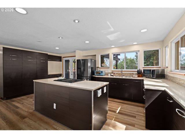 14650 Sw 92ND Ave, Portland, OR 97224