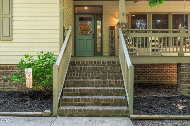 1025 Lake Shore Drive, Wendell, NC 27591