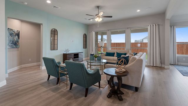 3688 ROLLING MEADOWS Drive, Grand Prairie, TX 76065