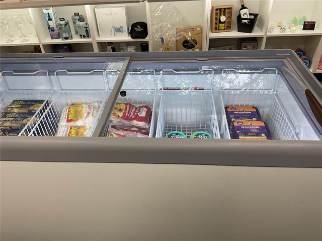 6701 Main St, Miami Lakes, FL 33014