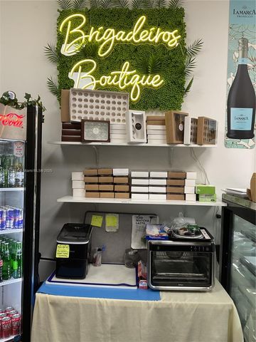 6701 Main St, Miami Lakes, FL 33014