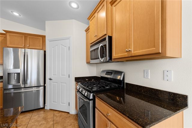 129 Elks Peak Avenue, North Las Vegas, NV 89084