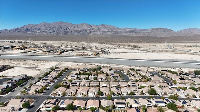 129 Elks Peak Avenue, North Las Vegas, NV 89084