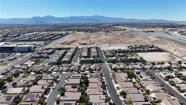 129 Elks Peak Avenue, North Las Vegas, NV 89084