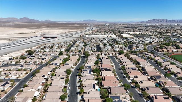 129 Elks Peak Avenue, North Las Vegas, NV 89084