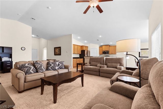 129 Elks Peak Avenue, North Las Vegas, NV 89084