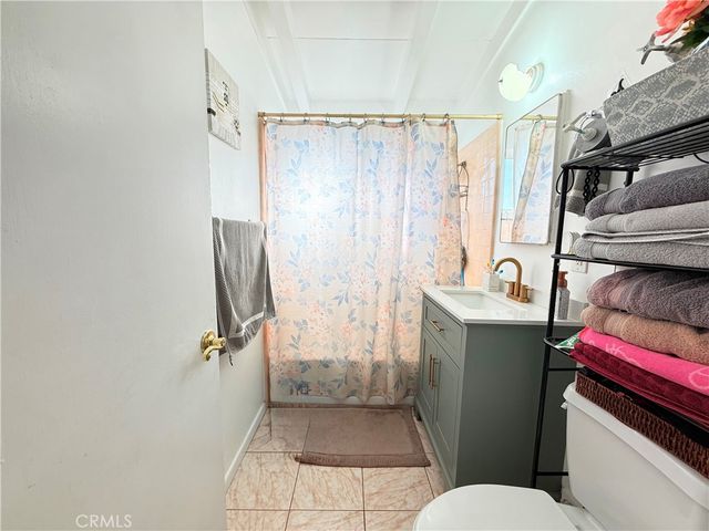 44020 3rd E, Lancaster, CA 93535