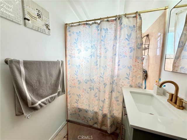 44020 3rd E, Lancaster, CA 93535