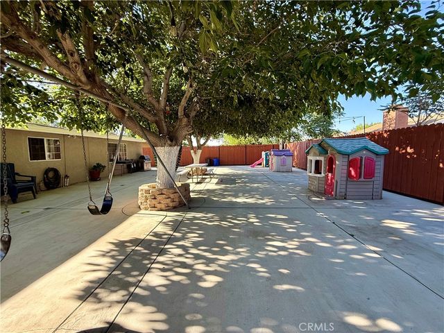 44020 3rd E, Lancaster, CA 93535