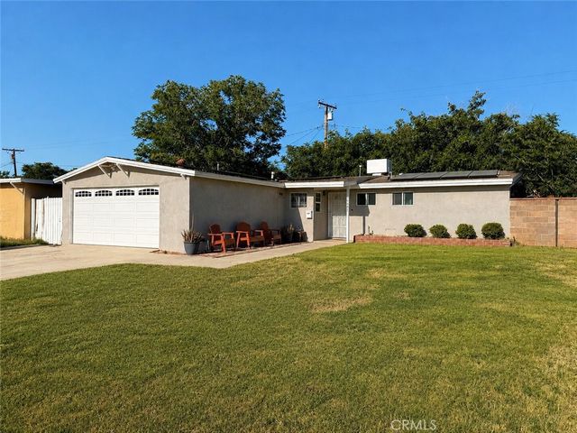 44020 3rd E, Lancaster, CA 93535