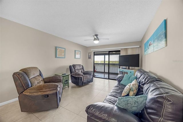 803 BAHIA DEL SOL DRIVE B, Ruskin, FL 33570