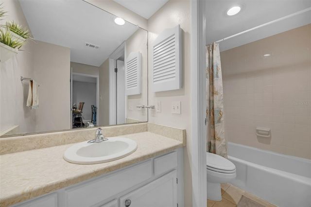 803 BAHIA DEL SOL DRIVE B, Ruskin, FL 33570