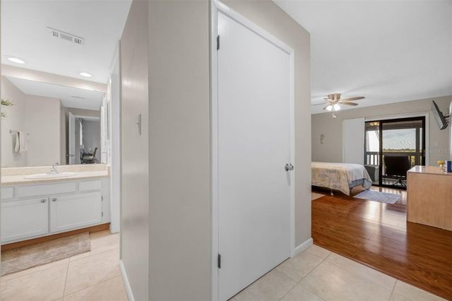 803 BAHIA DEL SOL DRIVE B, Ruskin, FL 33570