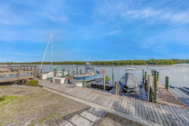 803 BAHIA DEL SOL DRIVE B, Ruskin, FL 33570