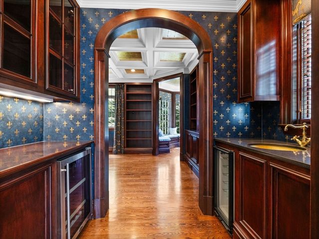 20 Longmeadow Drive, Westwood, MA 02090