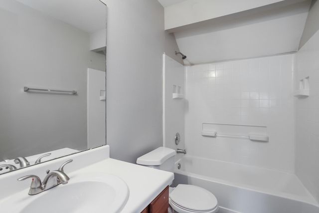 1523 Nichole Woods Drive, Houston, TX 77047