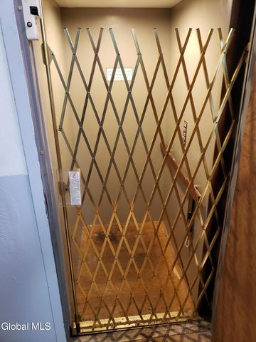 346 State Street, Albany, NY 12210