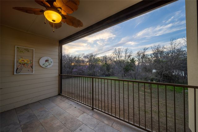 500 Waters Edge Drive 214, Lake Dallas, TX 75065