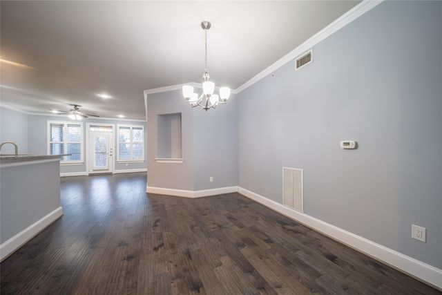 500 Waters Edge Drive 214, Lake Dallas, TX 75065