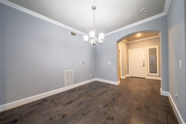 500 Waters Edge Drive 214, Lake Dallas, TX 75065