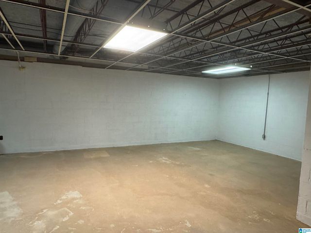 493 N 2ND STREET, Centreville, AL 35042