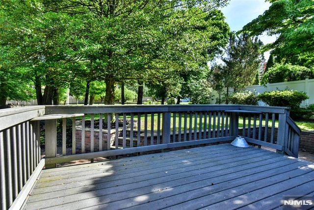 11 Mountain Ridge Drive, Wayne, NJ 07470