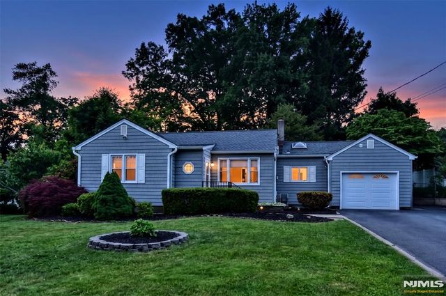 11 Mountain Ridge Drive, Wayne, NJ 07470
