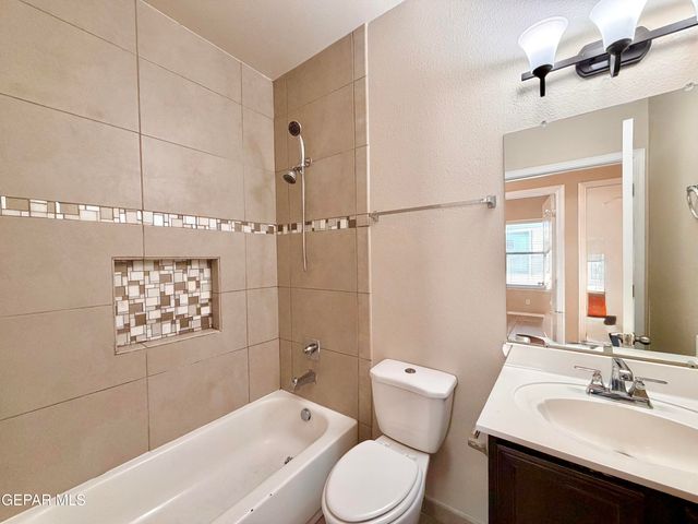 11145 Eleanor Coldwell Lane, Socorro, TX 79927