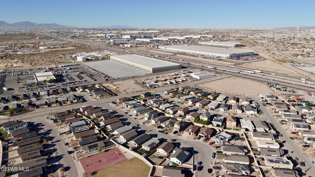 11145 Eleanor Coldwell Lane, Socorro, TX 79927