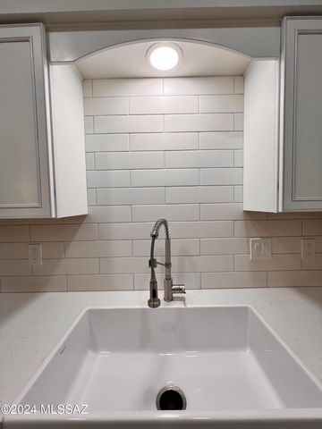 5500 N Valley View Rd Unit 231, Tucson, AZ 85718